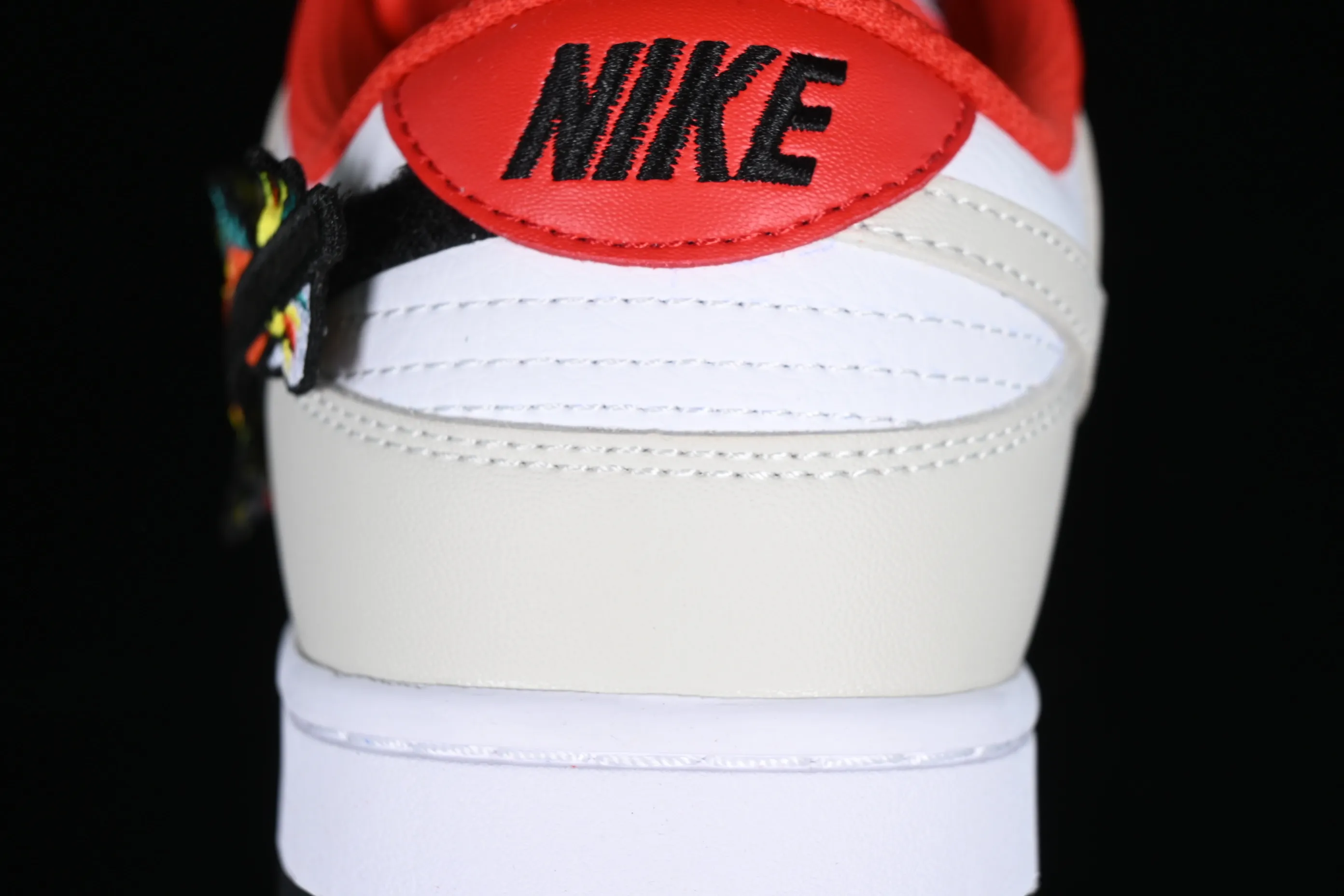 All categories Nk SB Dunk series Nk SB Dunk Low low-top sneakers Nk Dunk Low GS "Year of the Dragon" Year of the Dragon limited SB low-top casual sneakers FZ5528-101